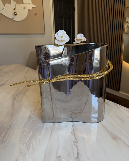 Eclat Sculptural Vase - Tall